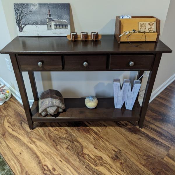 Console / Entry Table