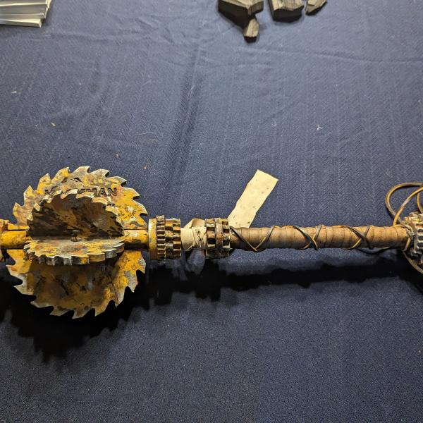 Fantasy Sawblade Mace