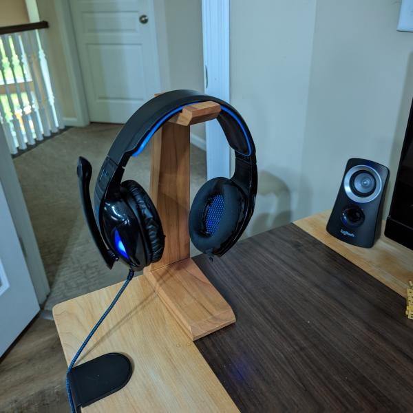 Headphone Stand